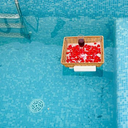 Aura Farms - Private Pool Cottages Rāmanagaram Exterior foto