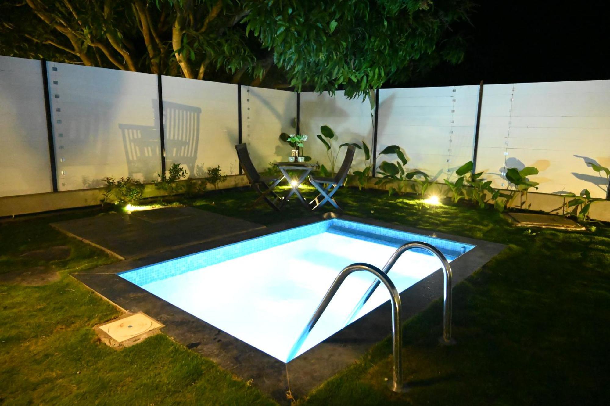 Aura Farms - Private Pool Cottages Rāmanagaram Exterior foto