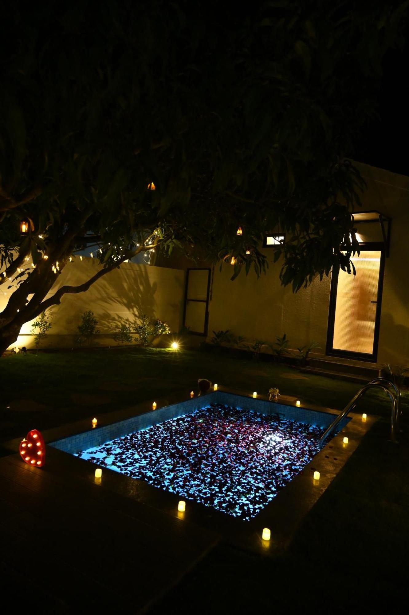 Aura Farms - Private Pool Cottages Rāmanagaram Exterior foto