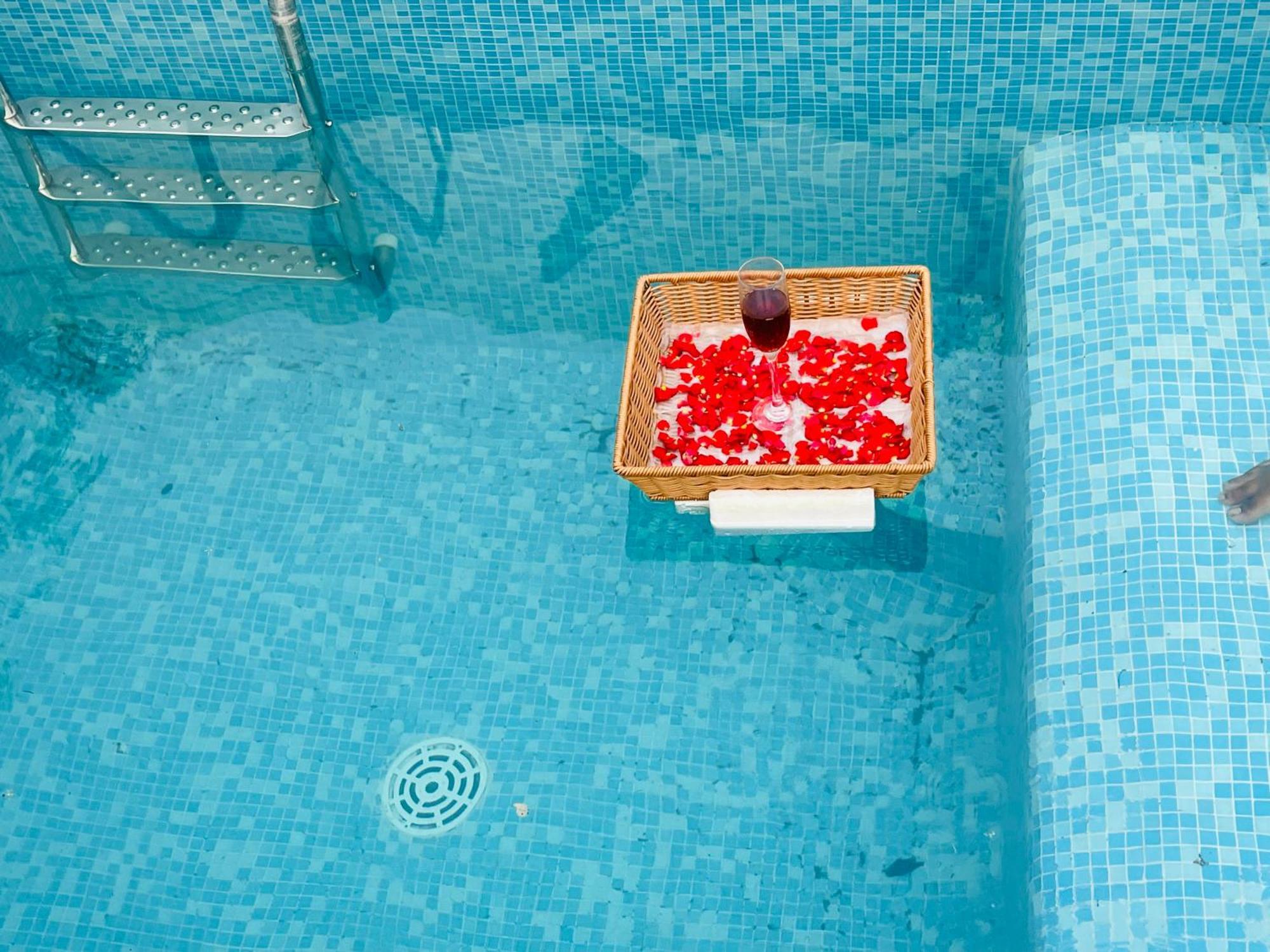 Aura Farms - Private Pool Cottages Rāmanagaram Exterior foto