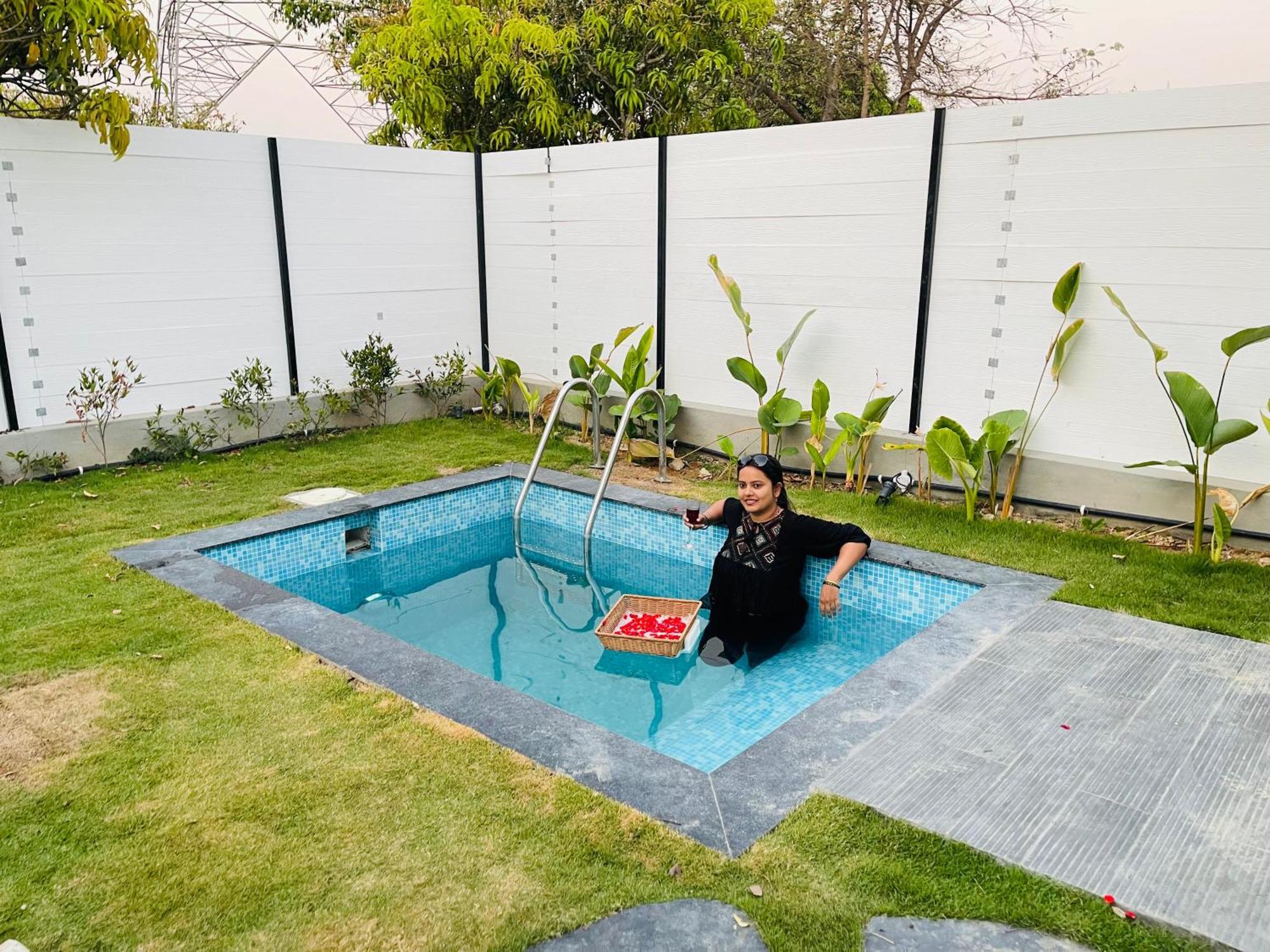 Aura Farms - Private Pool Cottages Rāmanagaram Exterior foto
